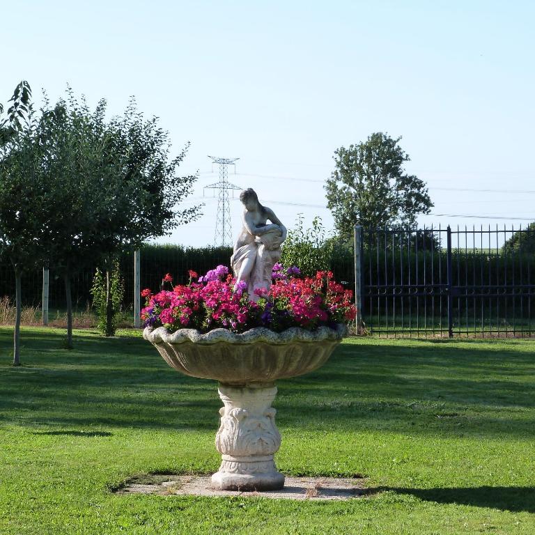 Gite Et Relais Equestre De Marie Tours-en-Vimeu Exterior photo